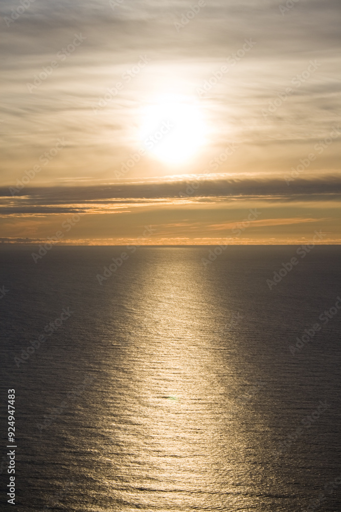 Fototapeta premium sunset over the sea