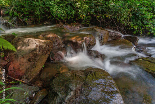 Pose longue sur la Rivière