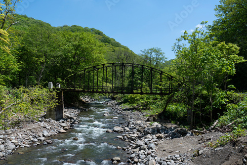 青森県浅瀬石川の崩れた橋_001 photo