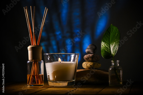 Obraz na płótnie aromatic spa supplies for massage w salonie