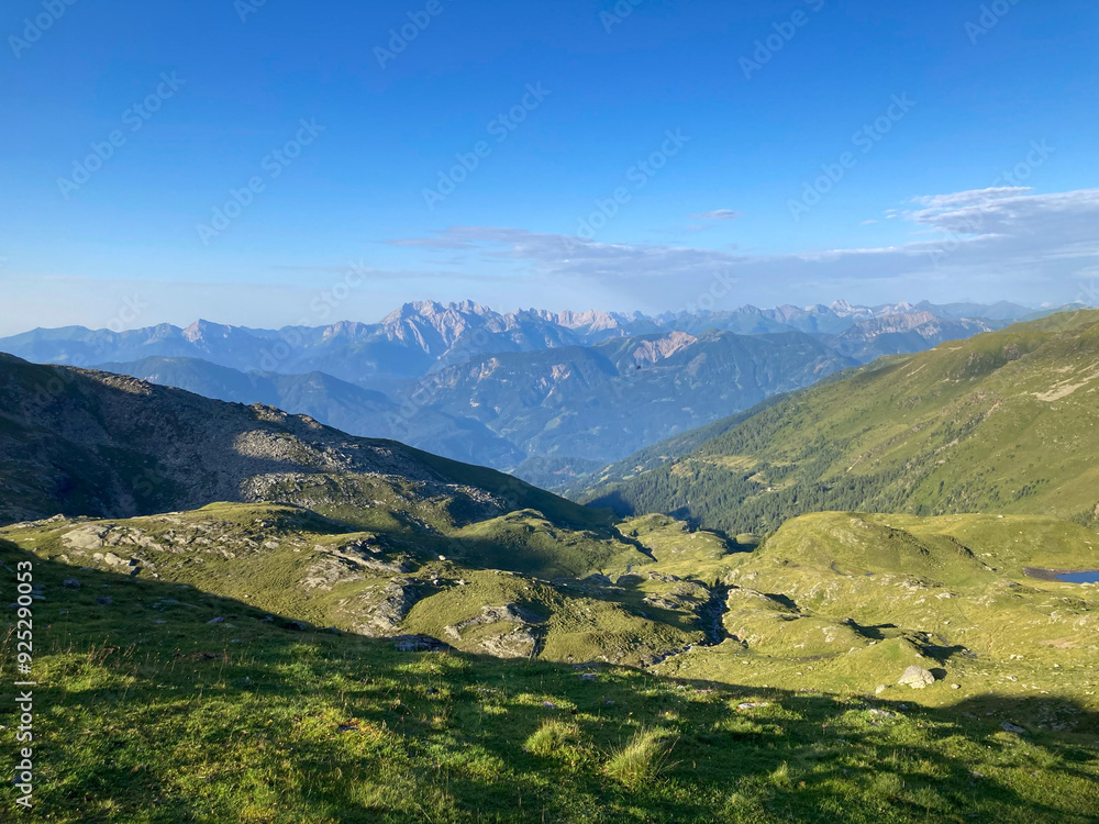 Die Schobergruppe gesehen von der Kreuzeckgruppe im Sommer