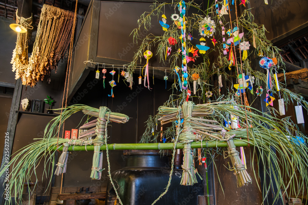 Naklejka premium 七夕まつりと神棚