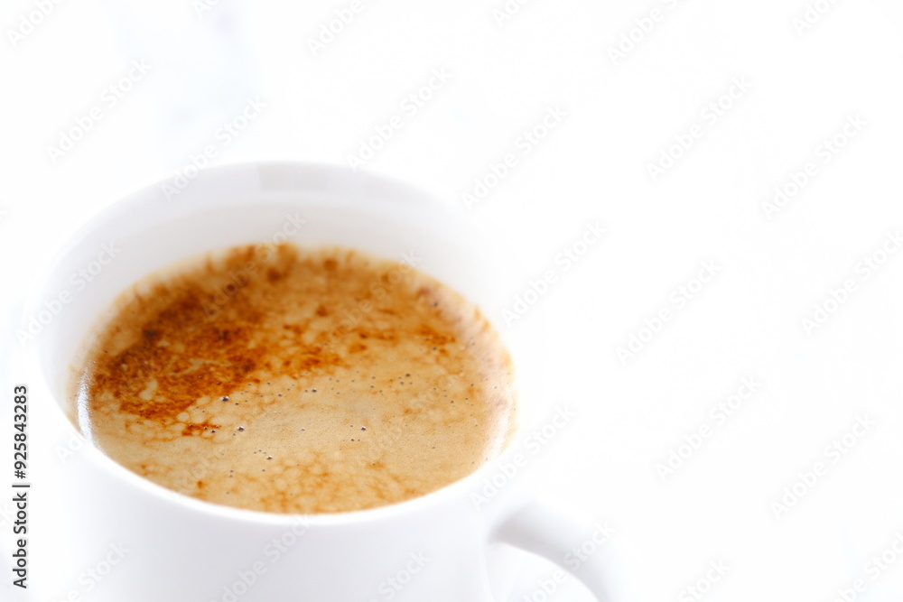 牛乳をたっぷり入れたコーヒーのカフェ・ラッテ
牛乳をたっぷり入れたコーヒーのカフェ・ラッテ