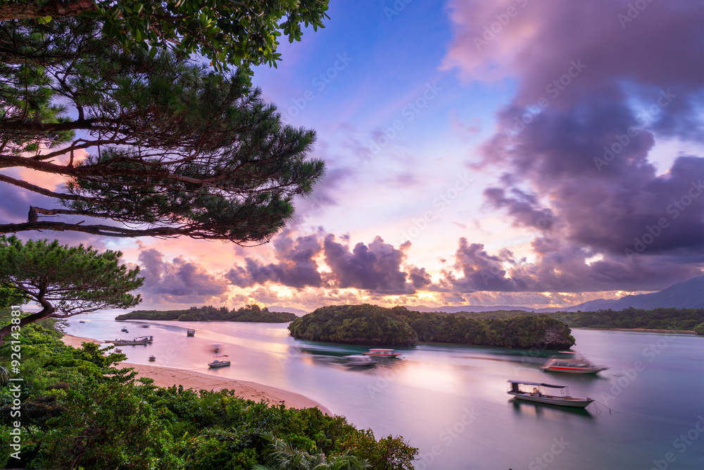 Obraz premium Kabira, Japan famous beautiful bay at dawn.