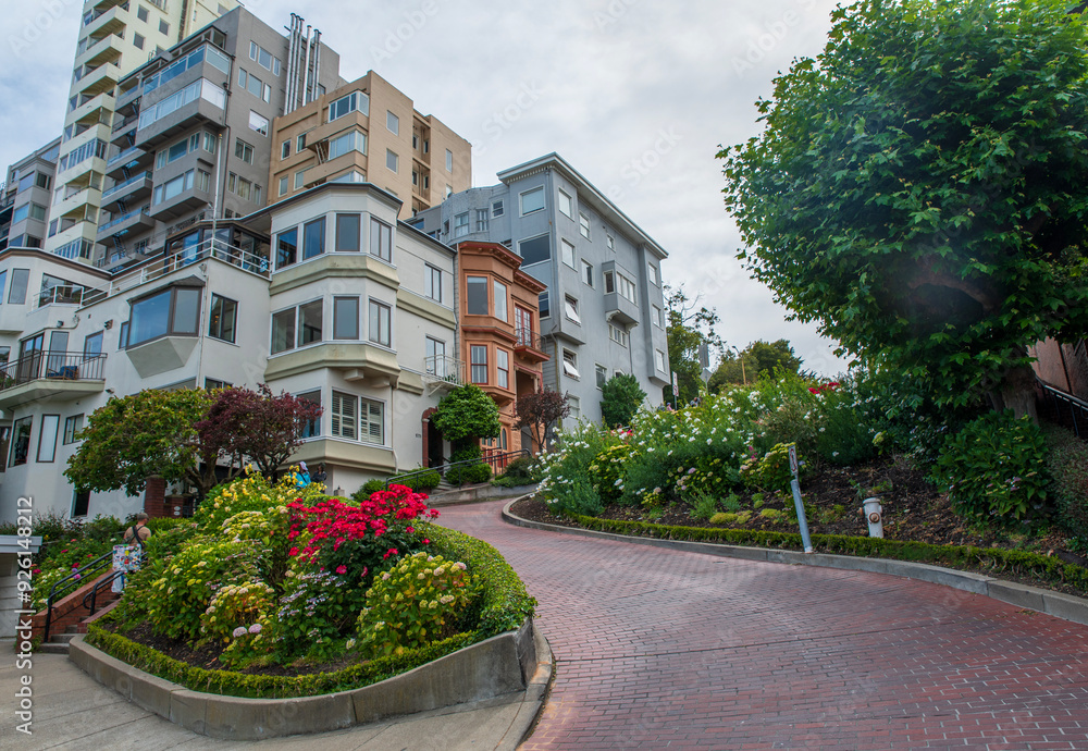 Famous Lombard Street in San Francisco United States Famous Lombard Street in San Francisco United States