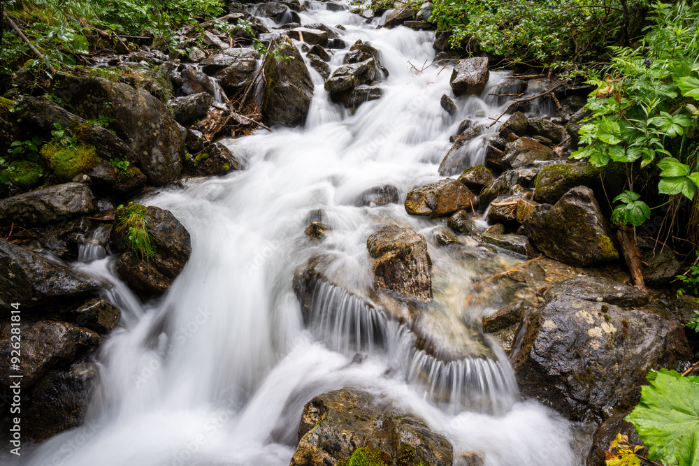 Fototapeta premium Wasserfall klein
