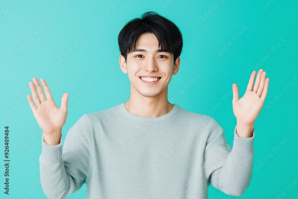 両手を広げてどっちにするかナビゲートする笑顔の日本人男性(比較・検討・おすすめ・PR・案内・メリット・デメリット) 両手を広げてどっちにするかナビゲートする笑顔の日本人男性(比較・検討・おすすめ・PR・案内・メリット・デメリット)