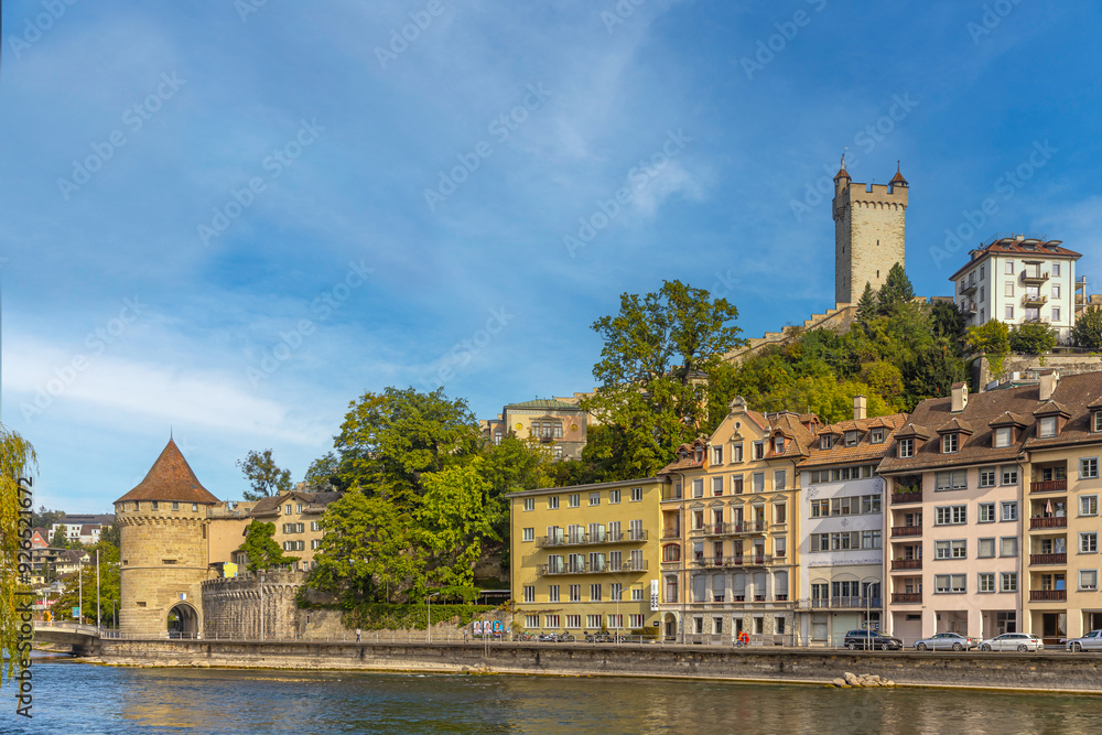 Fototapeta premium Luzern - Nölliturm Museggmauer