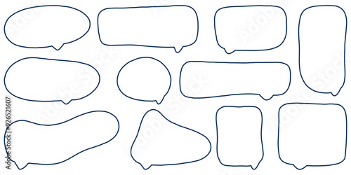 Collection of empty word bubbles outline on transparent background in doodle style. Comic tooltip for text. Retro empty comic bubble. Vector illustration