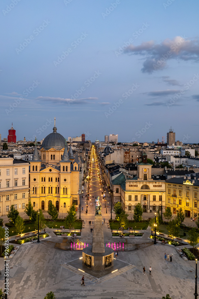 Fototapeta premium Miasto Łódź- widok na Plac Wolności.