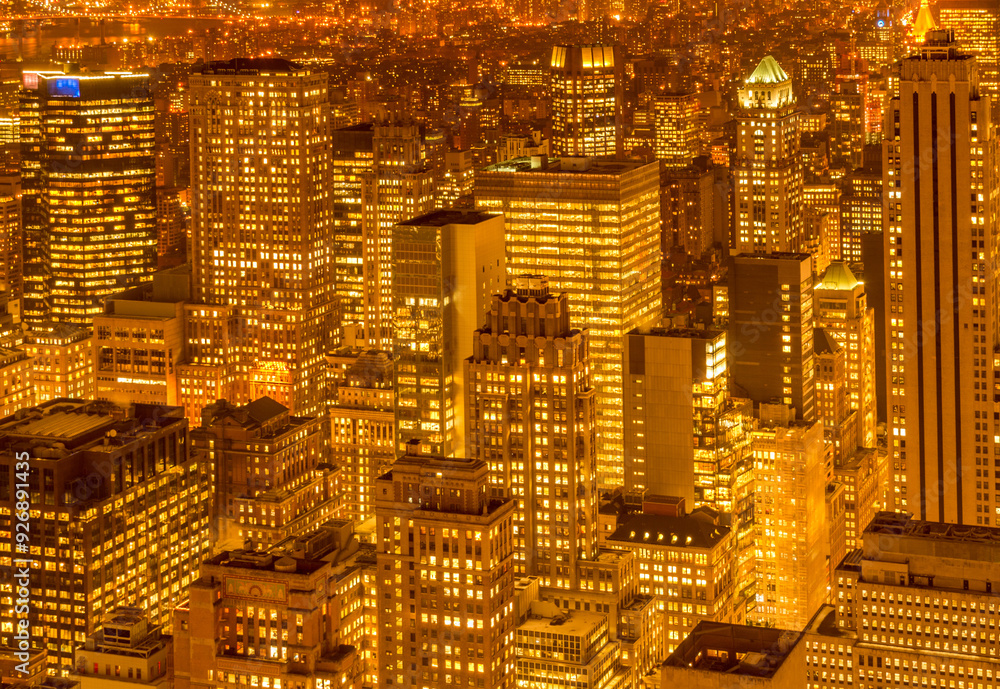 Obraz premium View of New York Manhattan during sunset hours