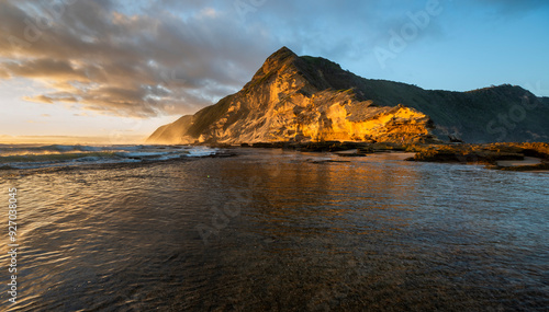 Gerickes Point Coastal Cliffs in sedgefield in the Garden Route magnificent weathered sandstone cliffs are the highest vegetated fossilised dunes in South Africa.