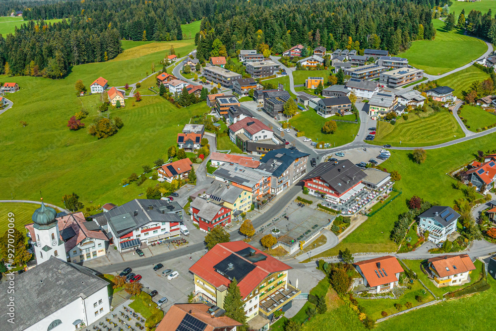 Sulzberg in Vorarlberg von oben, Blick auf das Ortszentrum Sulzberg in Vorarlberg von oben, Blick auf das Ortszentrum