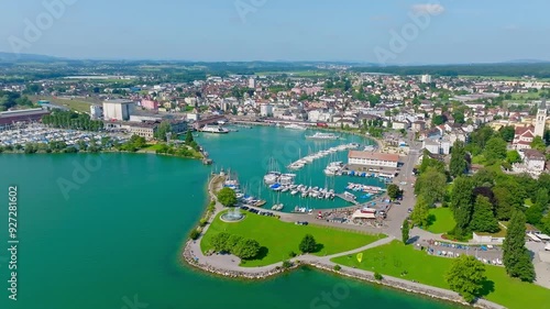 Hafenareal, Fährhafen, Yachthafen, Marina von Romanshorn am Bodensee mit Seepark