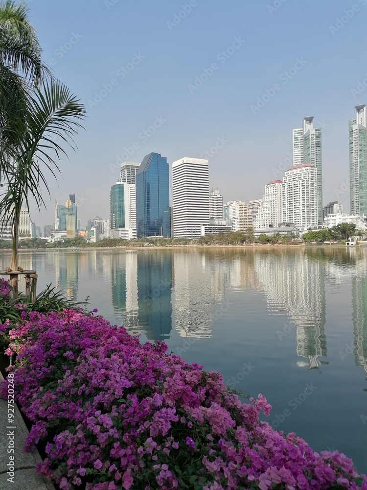 Fototapeta premium Benchakitti park, Bangkok Thailand