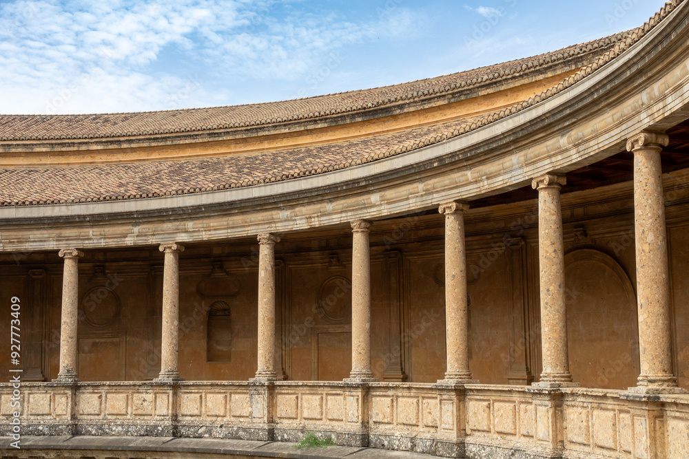 Fototapeta premium Inner courtyard of the palace of Charles V in the Alhambra in Granada (Spain)
