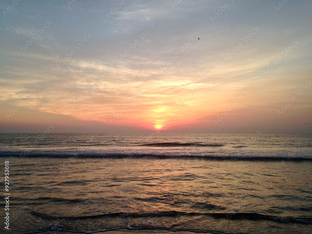 Fototapeta premium Atlantic coast beach as the sun rises