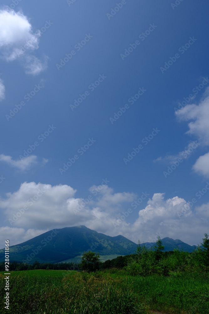 Obraz premium clouds over the mountains