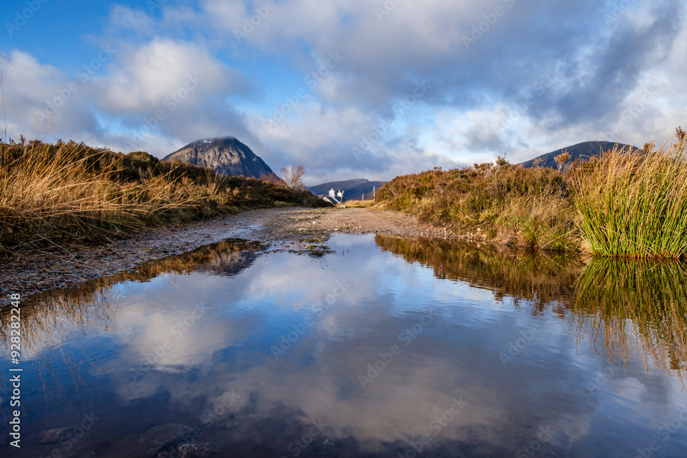 Φωτογραφία Glen Coe Valley, Lochaber Geopark, Highlands, Scotland, United Kingdom