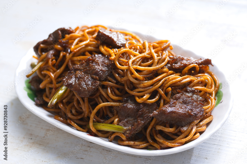 chinese beef fried noodle