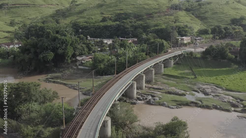 The Paraíba do Sul River is one of the most important in Brazil and supplies the greater Rio de Janeiro area. It suffers from environmental problems such as urbanization and water pollution. The Paraíba do Sul River is one of the most important in Brazil and supplies the greater Rio de Janeiro area. It suffers from environmental problems such as urbanization and water pollution.