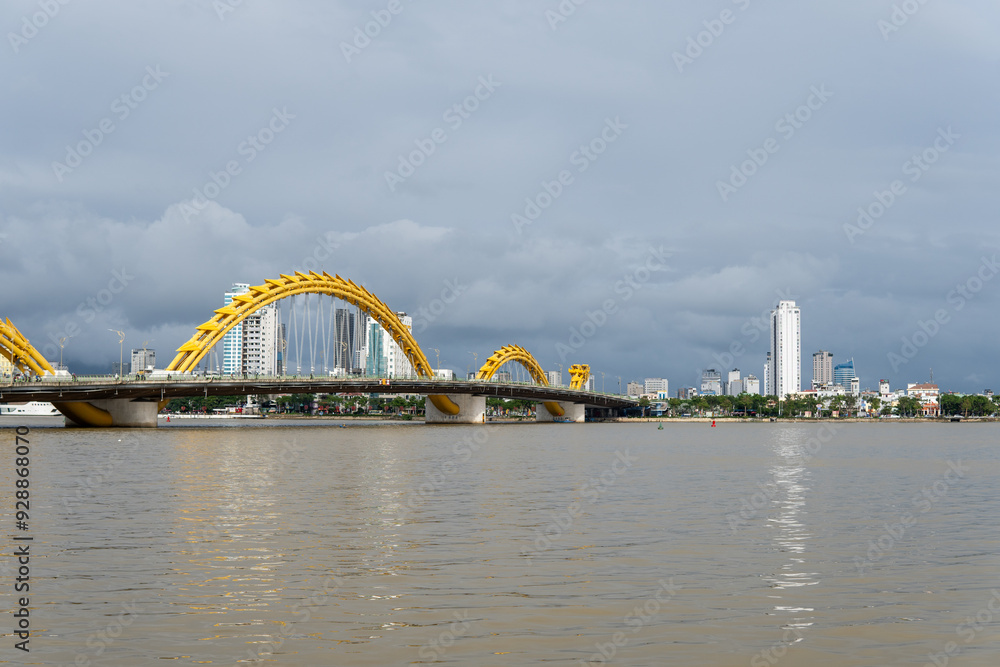 Fototapeta premium Dragon Bridge in Da Nang, Vietnam