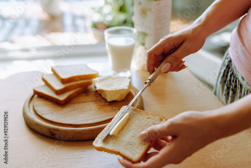 Canvas Print healthy breakfast milk bread and butter