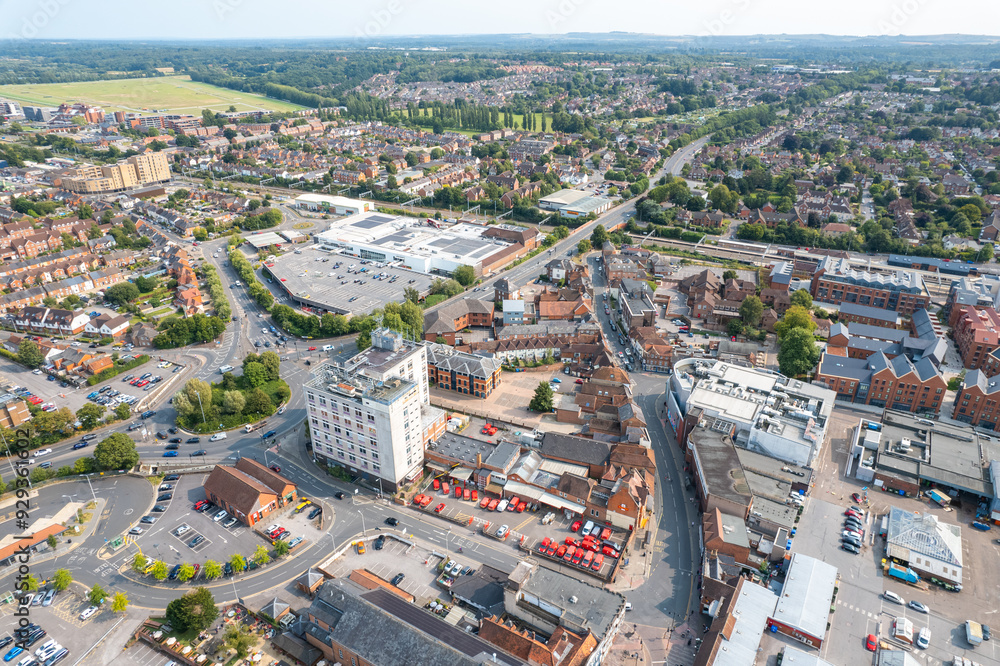 Obraz premium Newbury, Downtown center, Berkshire, South England. Beautiful aerial view