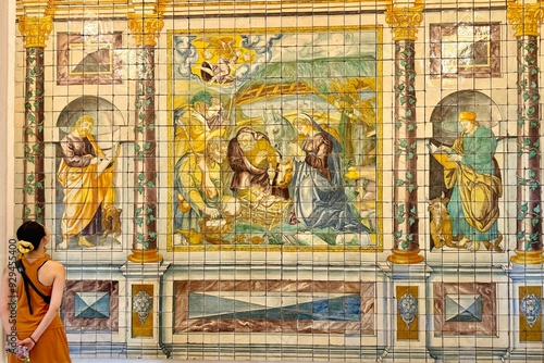 Obraz na płótnie A tourist visiting National Tile Museum in Lisbon, Portugal w salonie