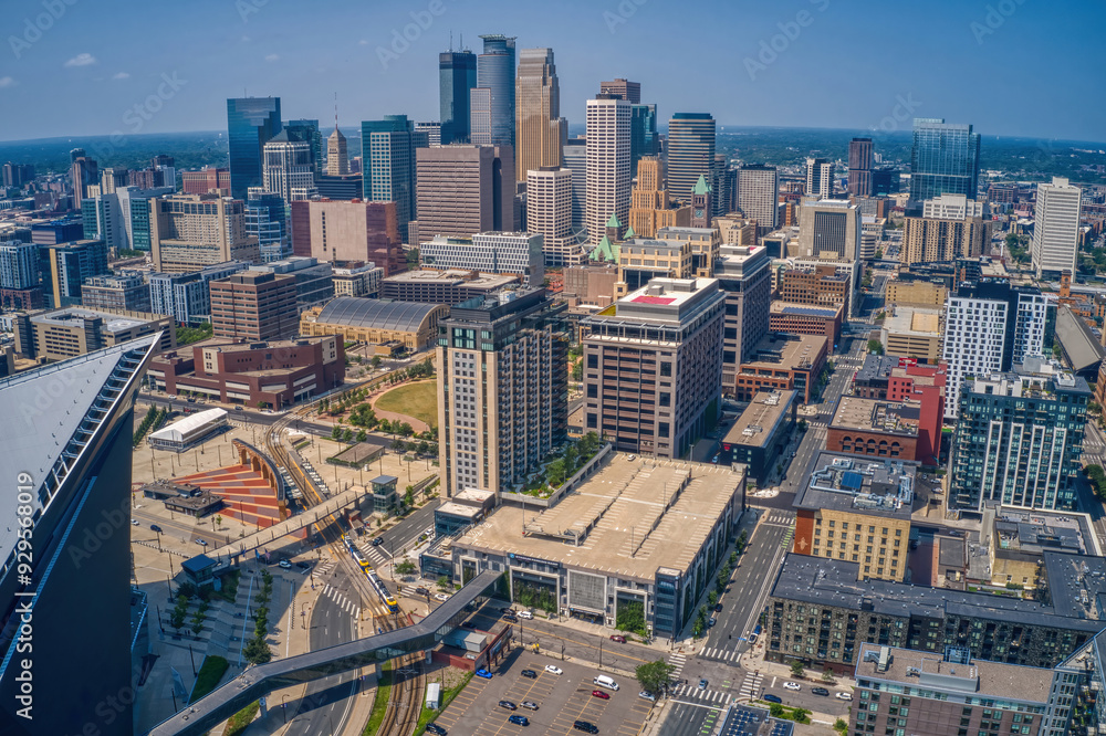 Naklejka premium Aerial View of Minneapolis, Minnesota during Summer