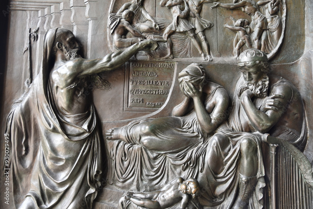 Bas-relief de l'église de la Madeleine à Paris. France Bas-relief de l'église de la Madeleine à Paris. France