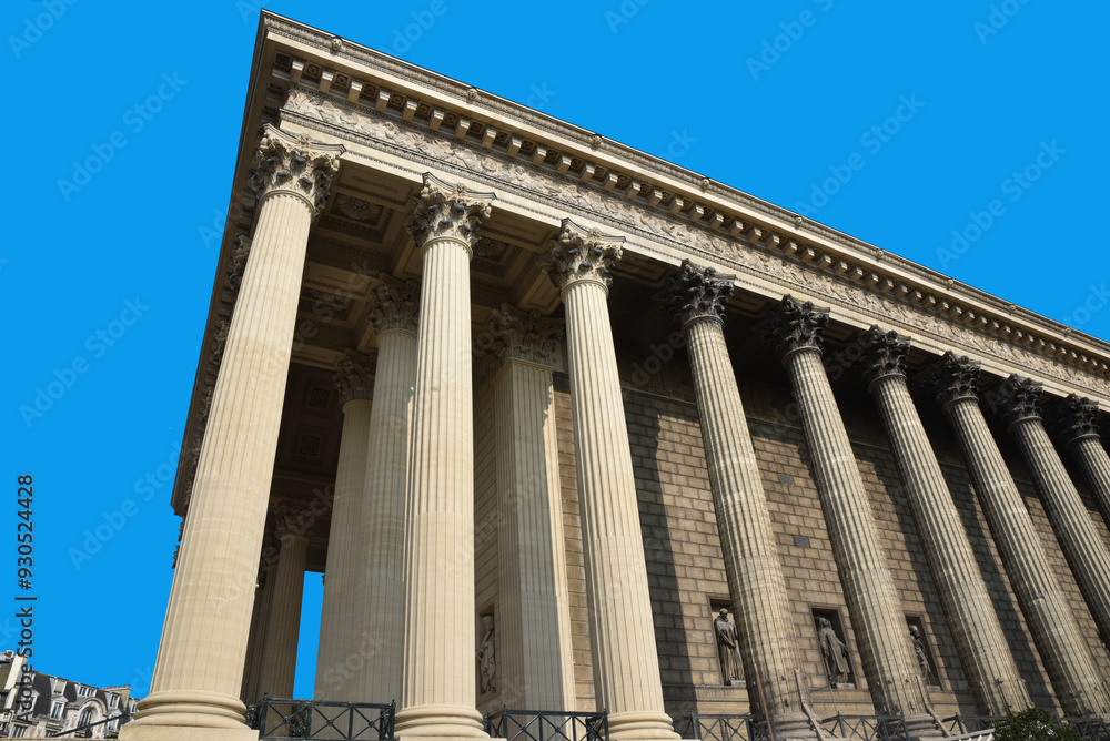 Colonnade de l'église de la Madeleine à Paris. France Colonnade de l'église de la Madeleine à Paris. France