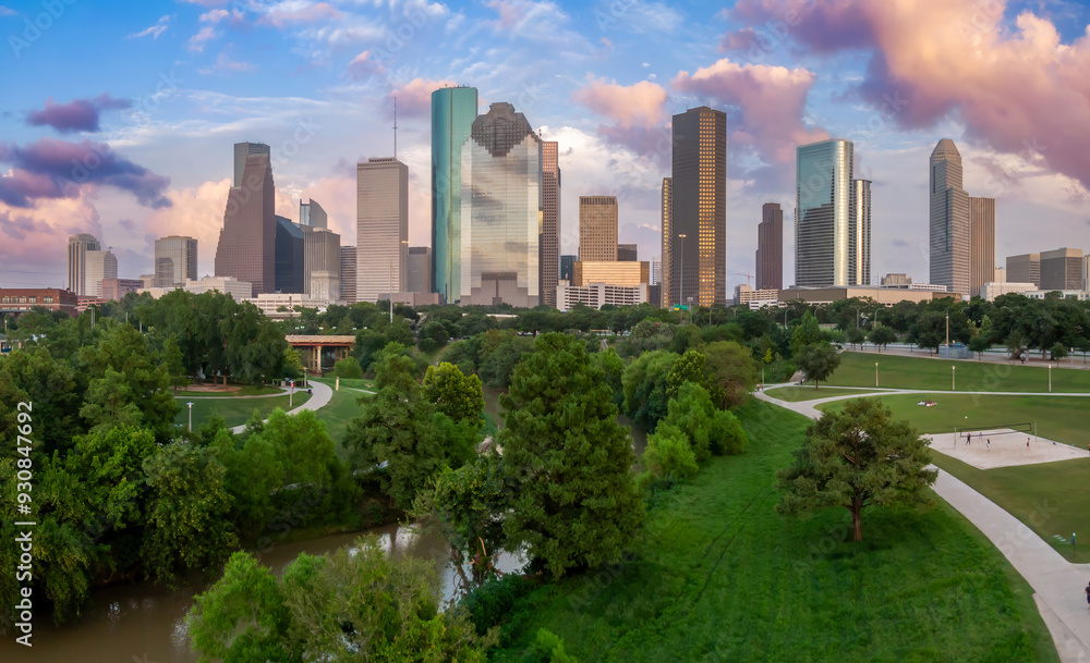 Obraz premium Downtown city skyline of skyscapers in Houston, Texas, United States.