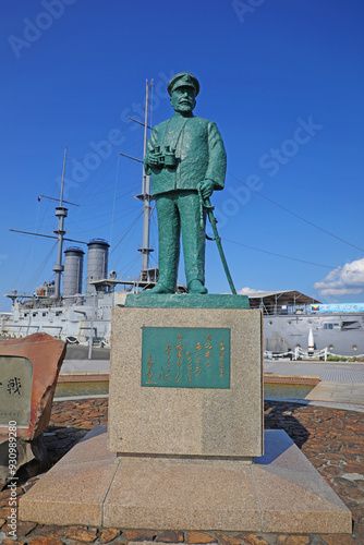 三笠公園の東郷平八郎像