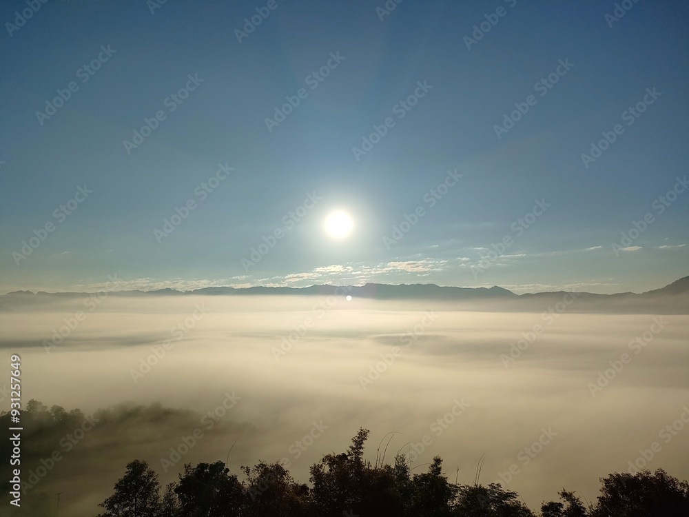 Fototapeta premium sunrise in the mountains