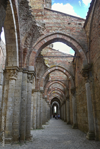 Abbazia di San Galgano, fuga di archi photo