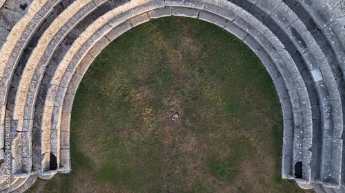 Il Teatro e il Tempio Italico, sito archeologico di Pietrabbondante, Isernia, Molise, Italia.
Ripresa aerea dell'area archeologica con i resti delle fortificazioni sannitiche photo