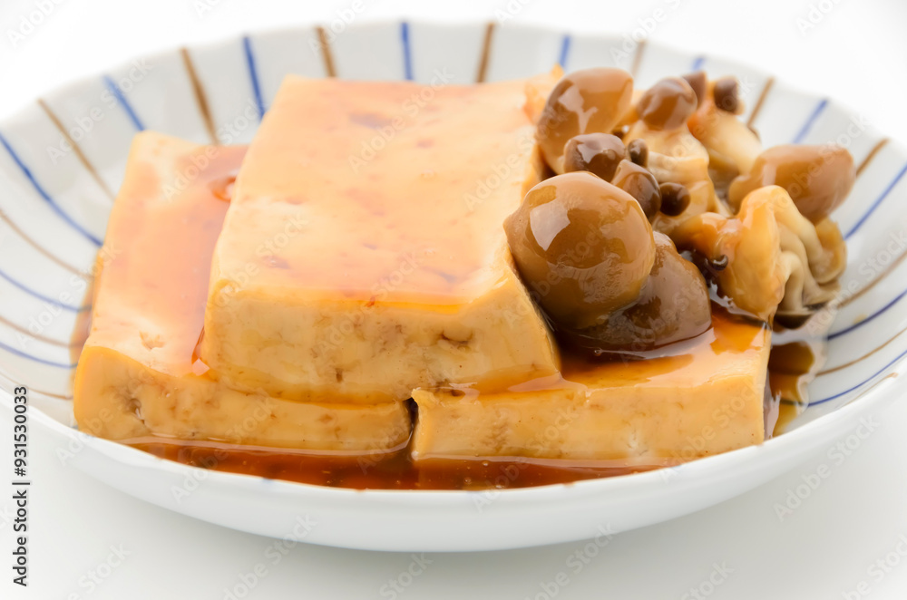 豆腐とシメジの甘辛煮