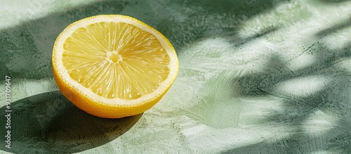 A round slice of fresh ripe...