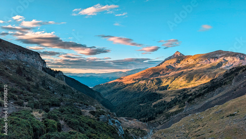  Pure nature in the Pyrenees: Explore the Eriste Valley, with its imposing waterfalls, green forests and mountains that rise to the sky in an environment of unparalleled beauty.