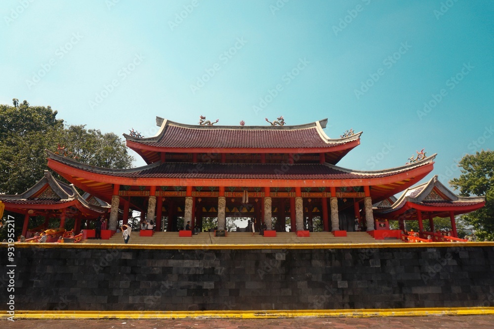 Sam Po Kong the oldest Chinese temple in Semarang, Central Java, Indonesia. Originally established by the Chinese Muslim Sam Po Kong the oldest Chinese temple in Semarang, Central Java, Indonesia. Originally established by the Chinese Muslim