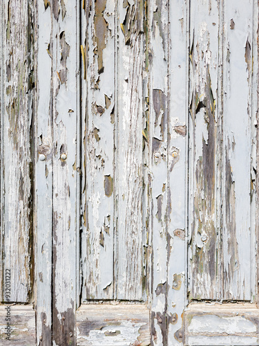 de la peinture ecaillée sur des vielles planche de bois pour servir ressources graphiques ou de fond de decoration pour artistes et createurs