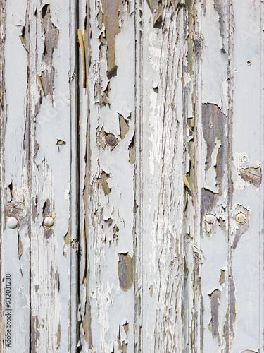 de la peinture ecaillée sur des vielles planche de bois pour servir ressources graphiques ou de fond de decoration pour artistes et createurs