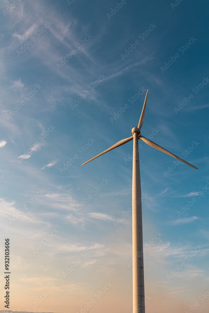 Fototapeta premium Parque Eólico, Geração de energia renovável, Turbinas eólicas