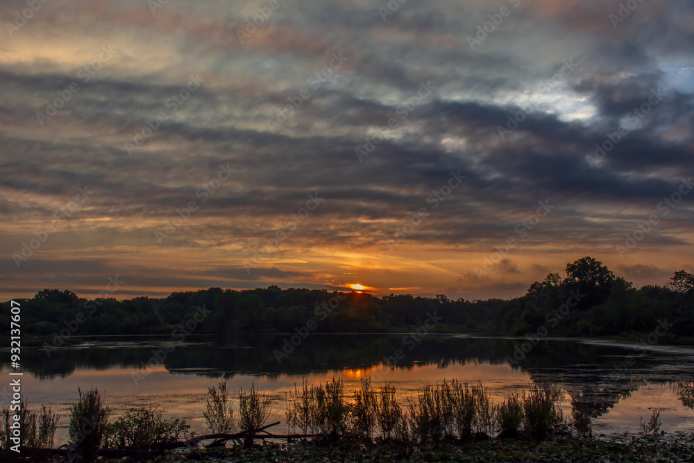 Fototapeta premium Sunrise at Saunders Pond 18