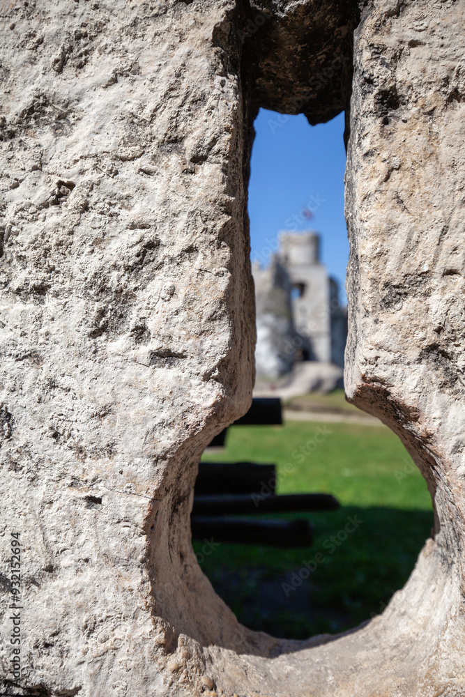 Ruins of 14th century medieval castle; Ogrodzieniec Castle, Ogrodzieniec; Podzamcze, Poland
