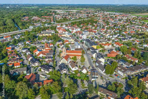 Ausblick auf die Stadt Olching im Landkreis Fürstenfeldbruck in Oberbayern