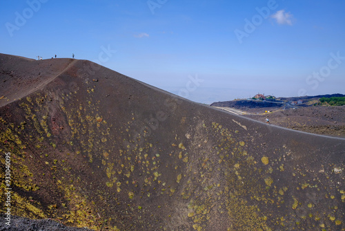 Senderismo en el Monte Etna: el Parque y el Valle del Bove, Sicilia, Italia.