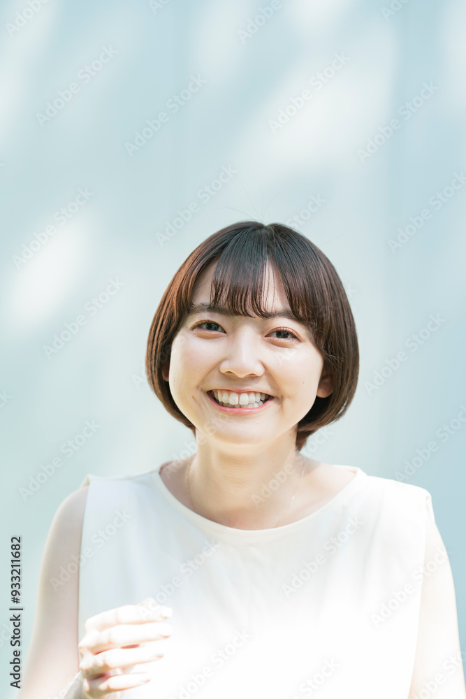 屋外での女性ポートレート 屋外での女性ポートレート