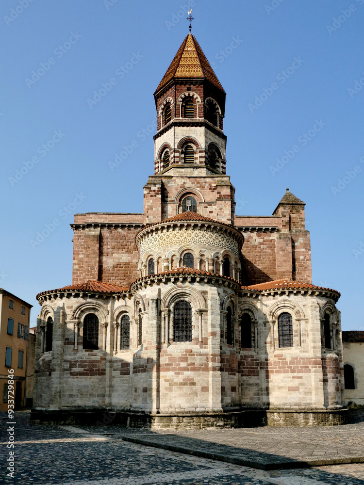 Fototapeta premium Brioude. Chevet de la Basilique Saint-Julien de style roman . Haute-Loire. Auvergne-Rhone-Alpes.France